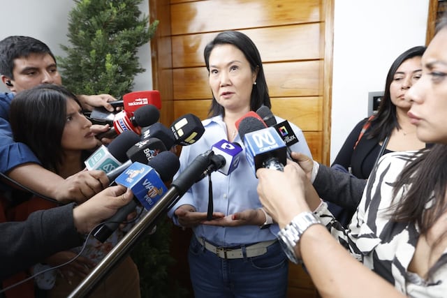 Keiko Fujimori declara a la prensa (Fotos: Mario Zapata/GEC)