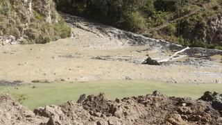 Embalse de lodo causa miedo a cientos en dos poblados de Palca