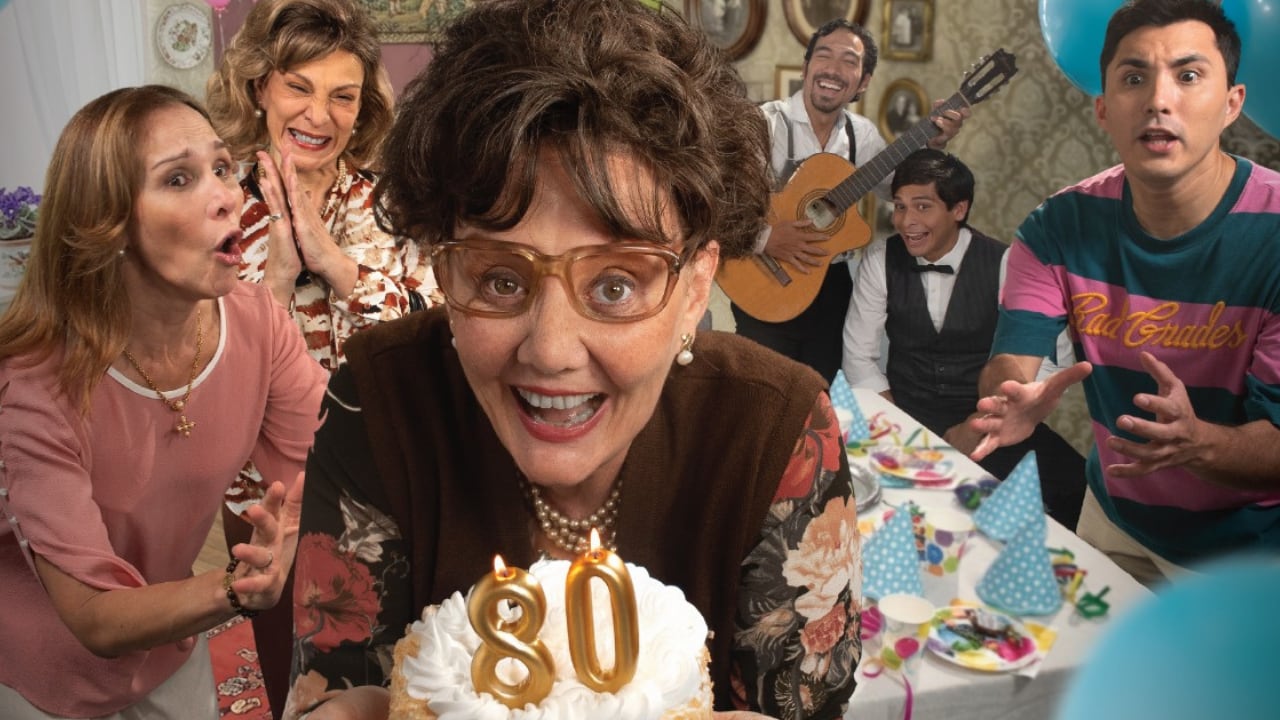 La obra escrita por Diego Salinas vuelve con nuevo elenco, música en vivo y una historia que celebra la vejez, la familia y el vínculo con las madres.