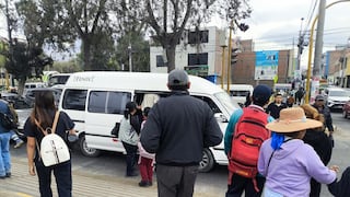 Buses de transporte público restringen servicio en distritos de Arequipa