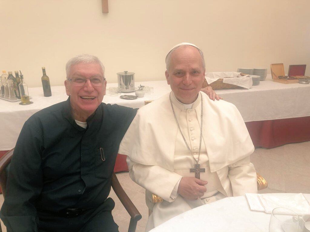 El nuevo pontífice celebró su primera misa como papa y reafirmó su cercanía con el Perú.