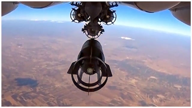 ​Rusia bombardea posiciones de EI en Siria para apoyar operación militar turca