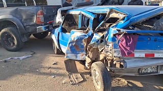 Nasca: chofer de Tico se salva de morir aplastado tras ser chocado por camioneta