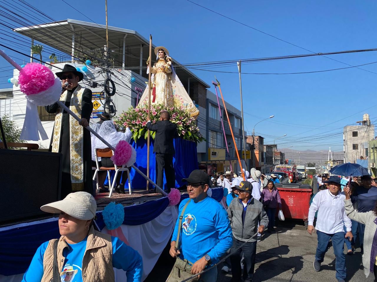 Devoción y fe en las calles de Miraflores. (Foto: GEC)