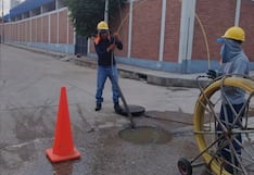 Piura: Personal de la EPS Grau halla ropa en buzones en Chulucanas