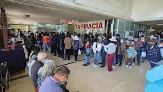 Reinician atención en hospital Honorio Delgado Espinoza con largas colas