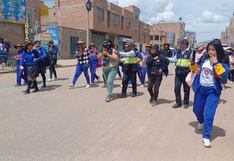 Puno: Arrestan a dos mujeres acusadas de robar celulares a escolares en San Miguel