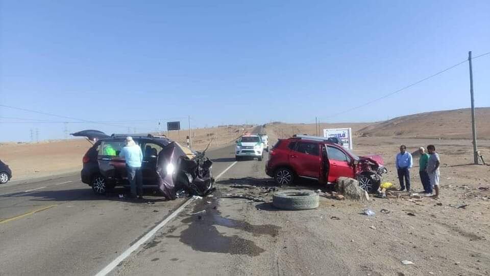 Accidente dejó a seis personas heridas y cuantiosos daños materiales. (Foto: Difusión)