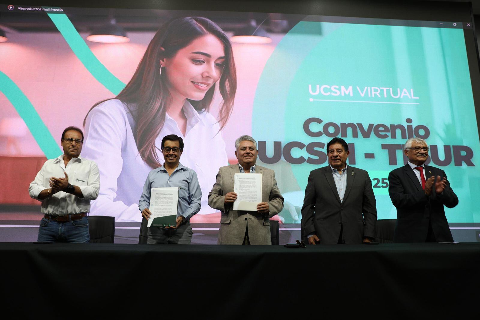 Alianza de UCSM con TISUR para impulsar "Beca Joven 2025" en Mollendo, Islay. Foto: GEC.