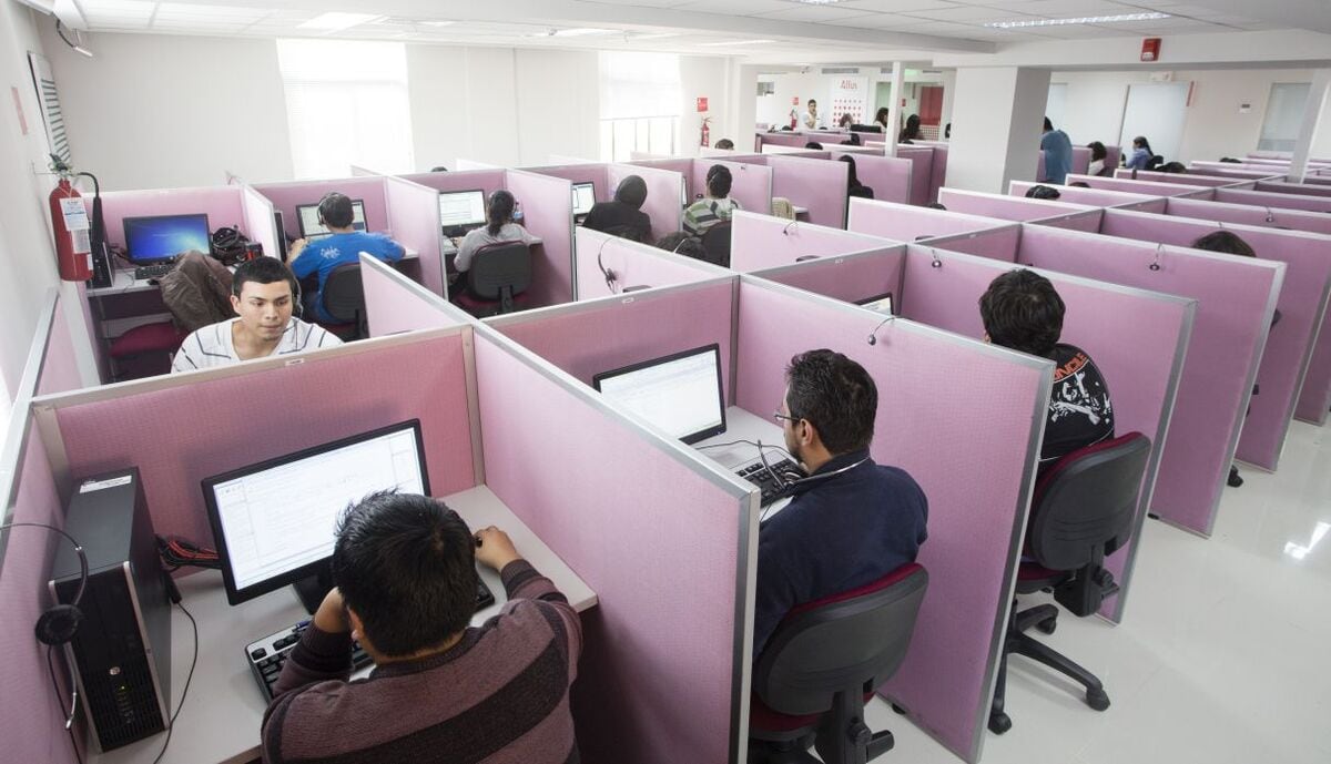 La congresista Diana Gonzales, de Avanza País, propone estandarizar un prefijo para llamadas comerciales y reforzar la protección de adultos mayores frente a contrataciones telefónicas.