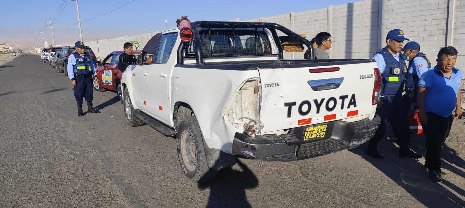 Camioneta Toyota Hilux de matrícula Z7F-885 resultó afectada. (Foto: Difusión)