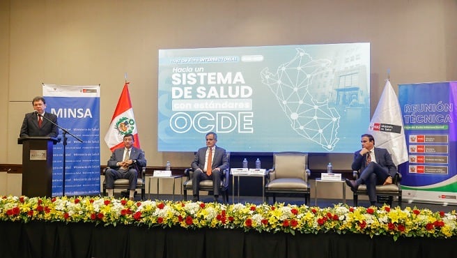 Mininter se suma a estrategia nacional para modernizar el sistema de salud. Foto: MINSA.