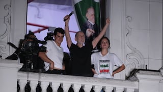 Ricardo Belmont encabeza cierre de campaña de OBRAS en la plaza San Martín (GALERÍA)