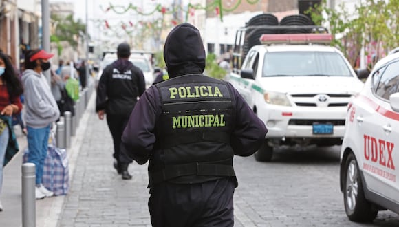La Policía investiga presuntos actos de corrupción en la Policía Municipal (Foto: GEC)