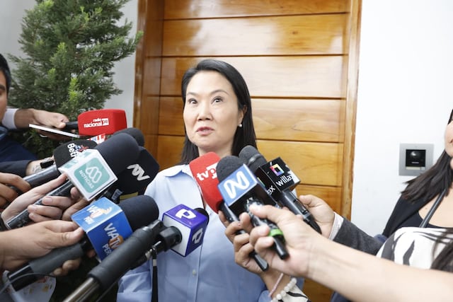 Keiko Fujimori declara a la prensa (Fotos: Mario Zapata/GEC)
