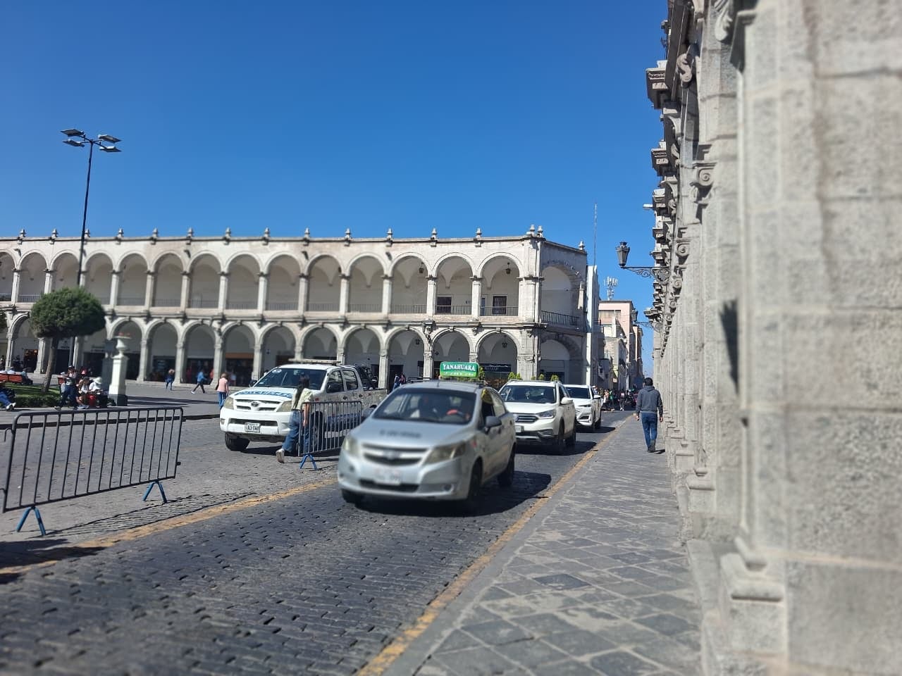 Taxistas cuestionan operativos de la Municipalidad de Arequipa mientras siguen sin Setare. Foto: GEC.