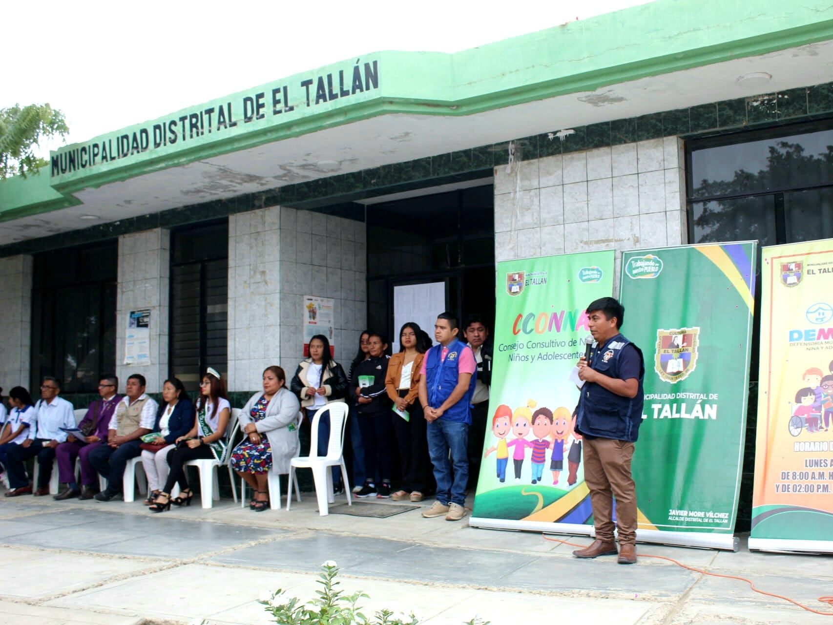 El anterior comité edil descalificó a dos postores por errores que se podían subsanar.