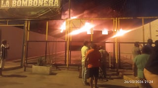 Incendio destruye por completo fábrica textil en Surco durante la madrugada