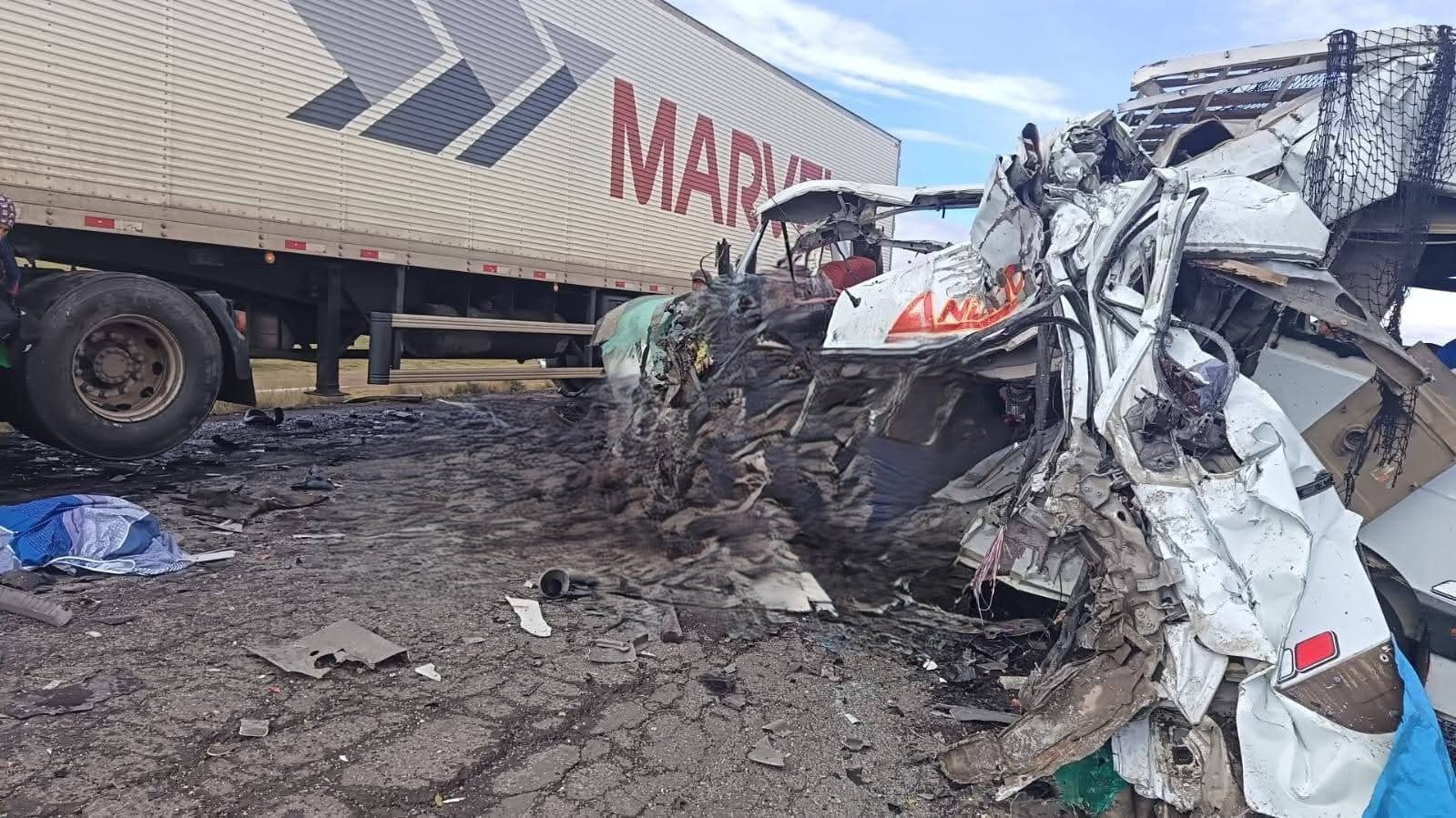 Aumenta a 13 las personas fallecidas por accidente en la carretera Arequipa-Puno (Foto: GEC)