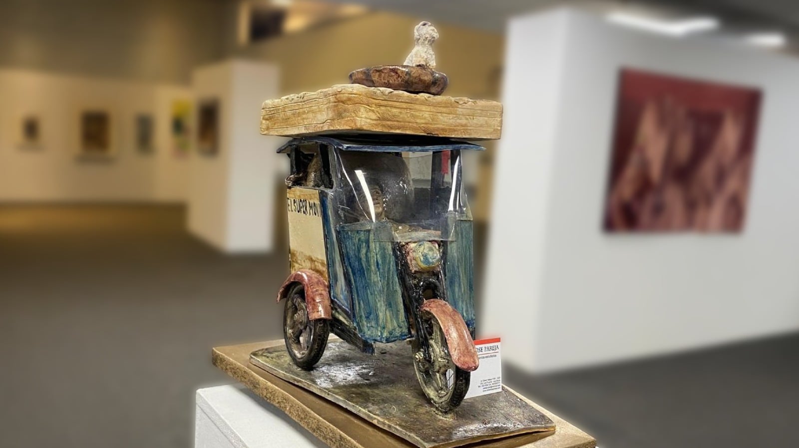 La muestra propone una reflexión sobre memoria, territorio e identidad cultural y estará abierta al público en el Ministerio de Cultura.