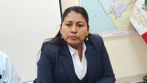 Edith Chuco fue retirada del cargo tras la difusión de conversaciones sobre presuntos pagos para favorecer a proveedores.