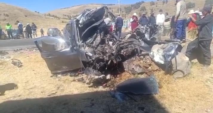 Puno: Dos fallecidos tras un accidente de tránsito en la vía Puno - Desaguadero