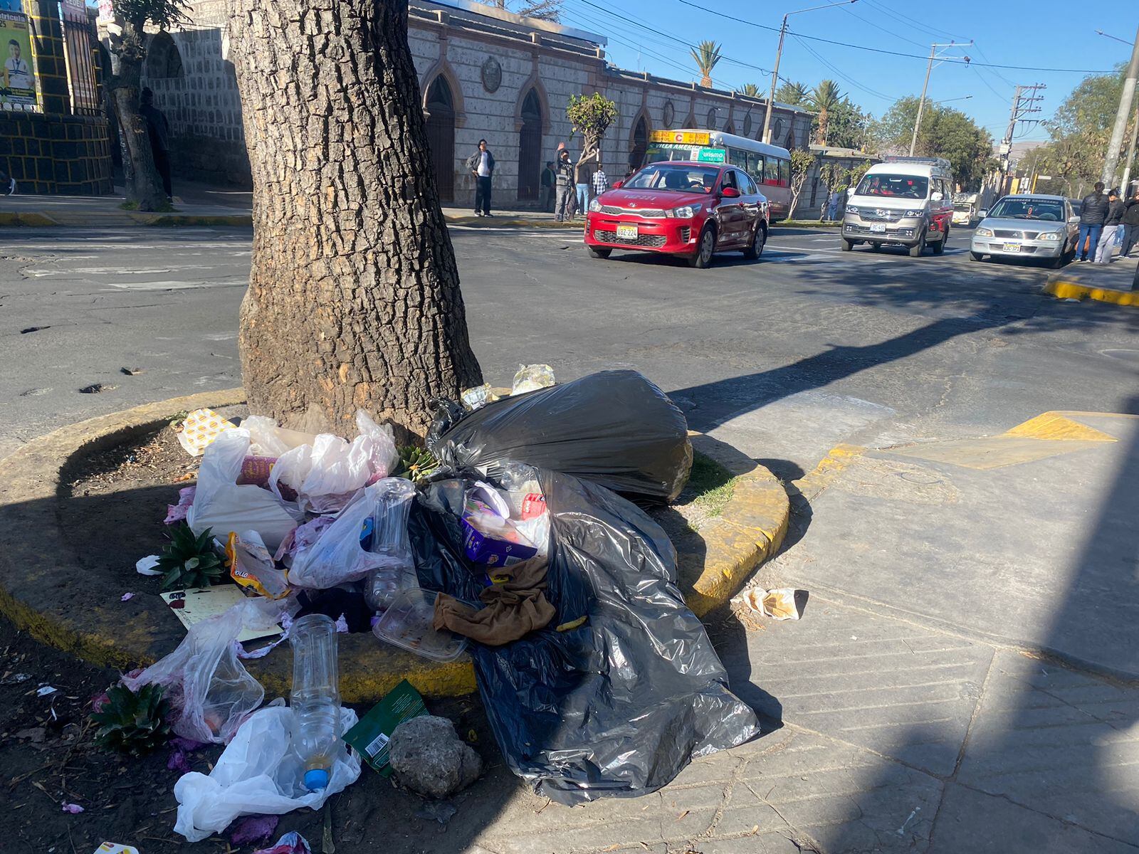 Falta de recojo en el Cercado de Arequipa. Foto: GEC.