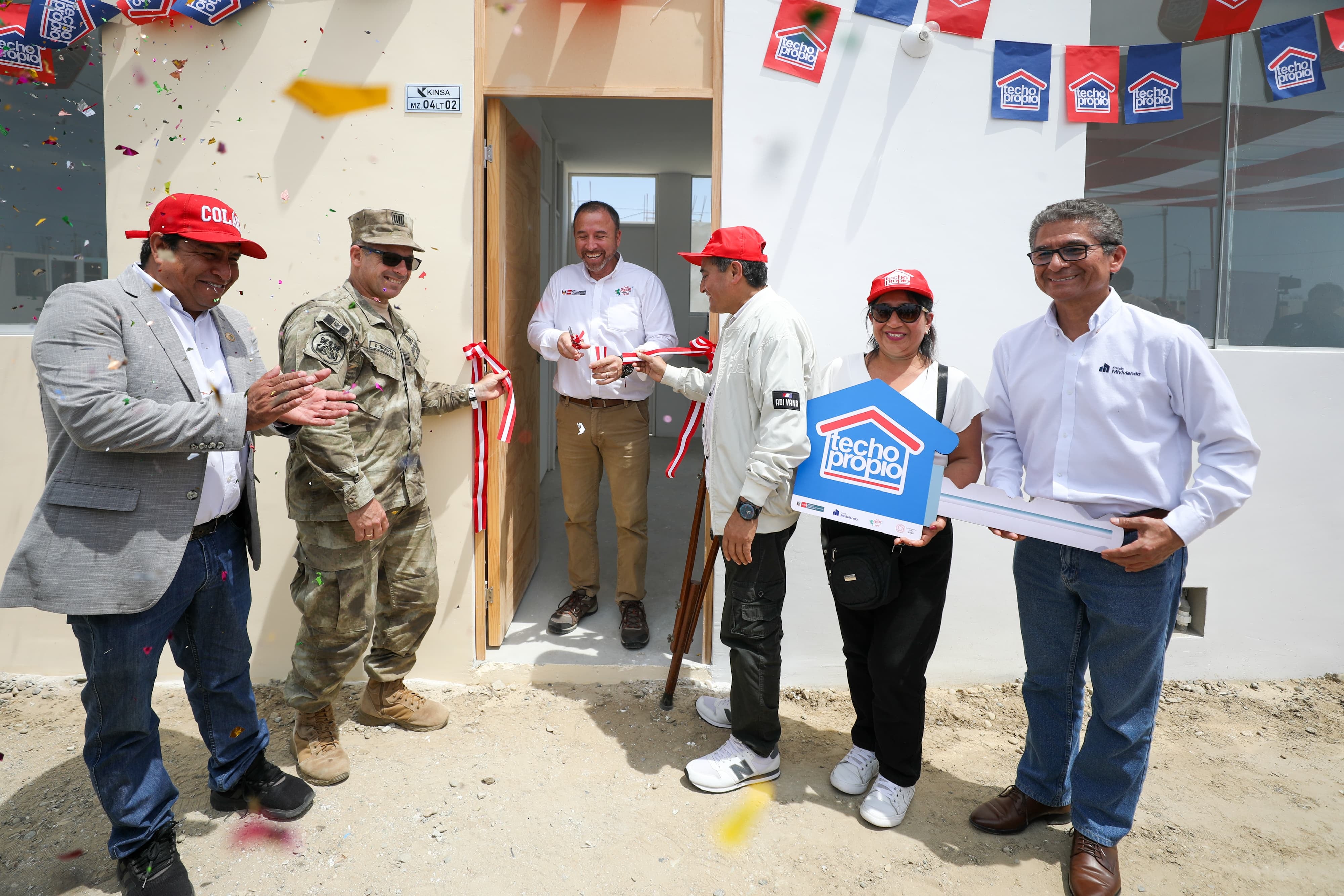 Entregan viviendas de Techo Propio a familias piuranas