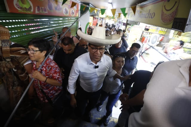 Roberto Sánchez en San Juan de Miraflores (Fotos: Jesús Saucedo/GEC)