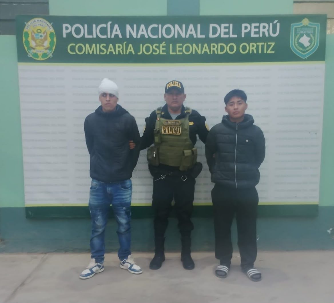 Sujetos fueron trasladados hasta la comisaría.