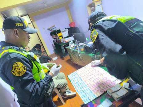 Puno: Policía interviene camioneta con S/ 88.800 en la vía Juliaca–Cusco