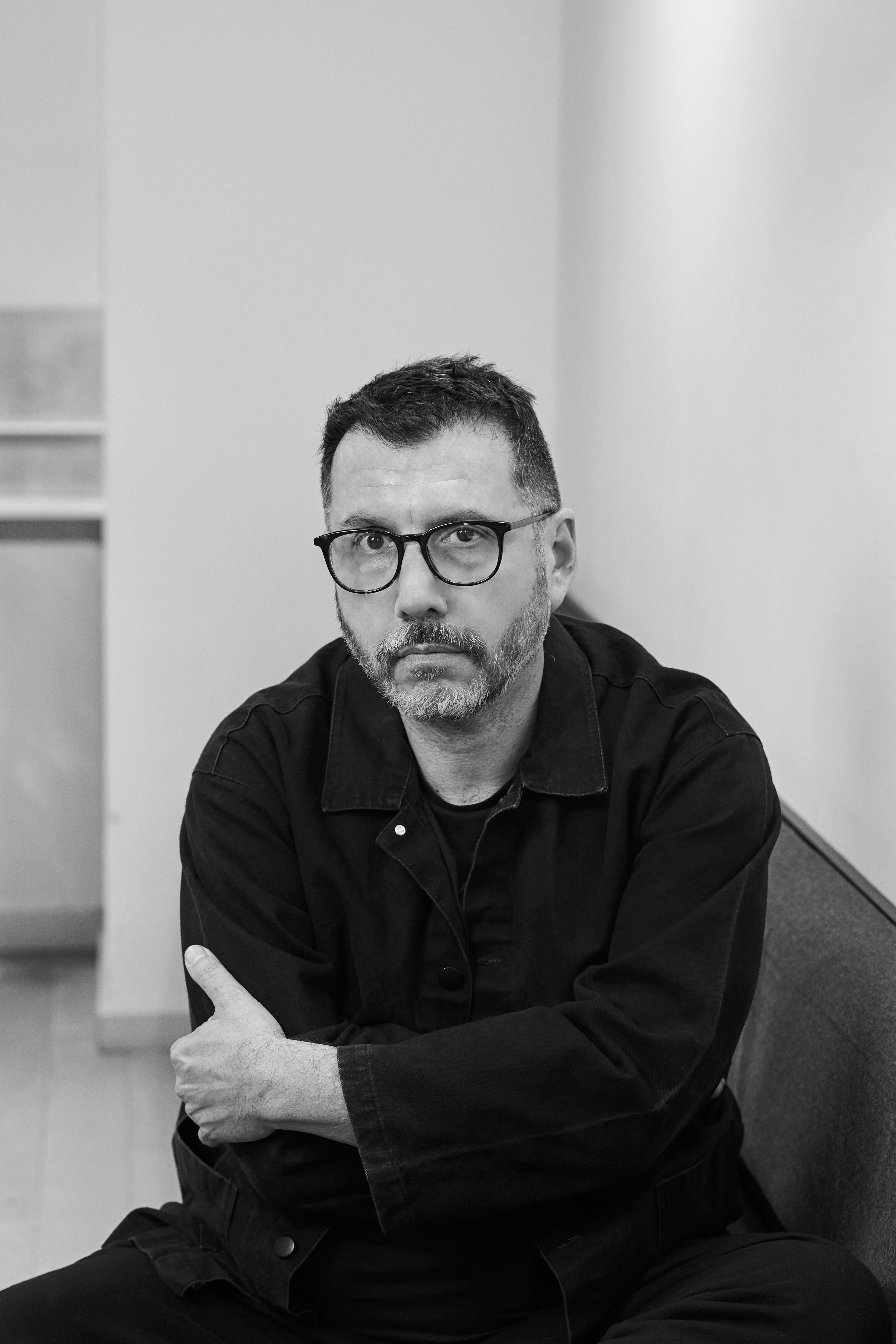 " No puedo gastar mi energía en conquistar gente que es inconquistable", dice Fuguet respecto a la crítica adversa.