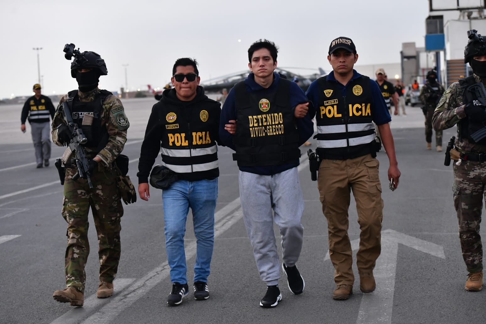 El fiscal William Rabanal, que investigó por más de cuatro años al cabecilla de “Los Pulpos”, consideró que se trataría de un “criminal nato” que se convirtió en uno de los delincuentes “más violentos” de los últimos años en el país. Pidió a las autoridades no bajar la guardia, pues la banda delictiva se está reorganizando. (Foto: Ministerio del Interior)