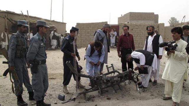 Afganistán: Atentado suicida en funeral deja 20 muertos