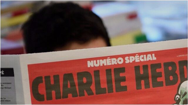 Charlie Hebdo: semanario francés criticado por portada sobre atentados en Barcelona (FOTO)