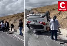 Chofer y copiloto quedan atrapados tras despiste de camioneta en la carretera Canta - Huayllay