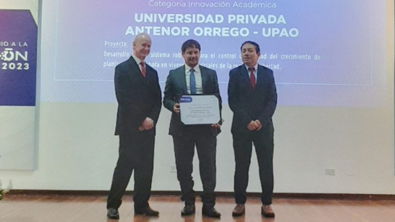 El invento orreguiano permitirá el control de calidad en el crecimiento de plantines de alcachofa.