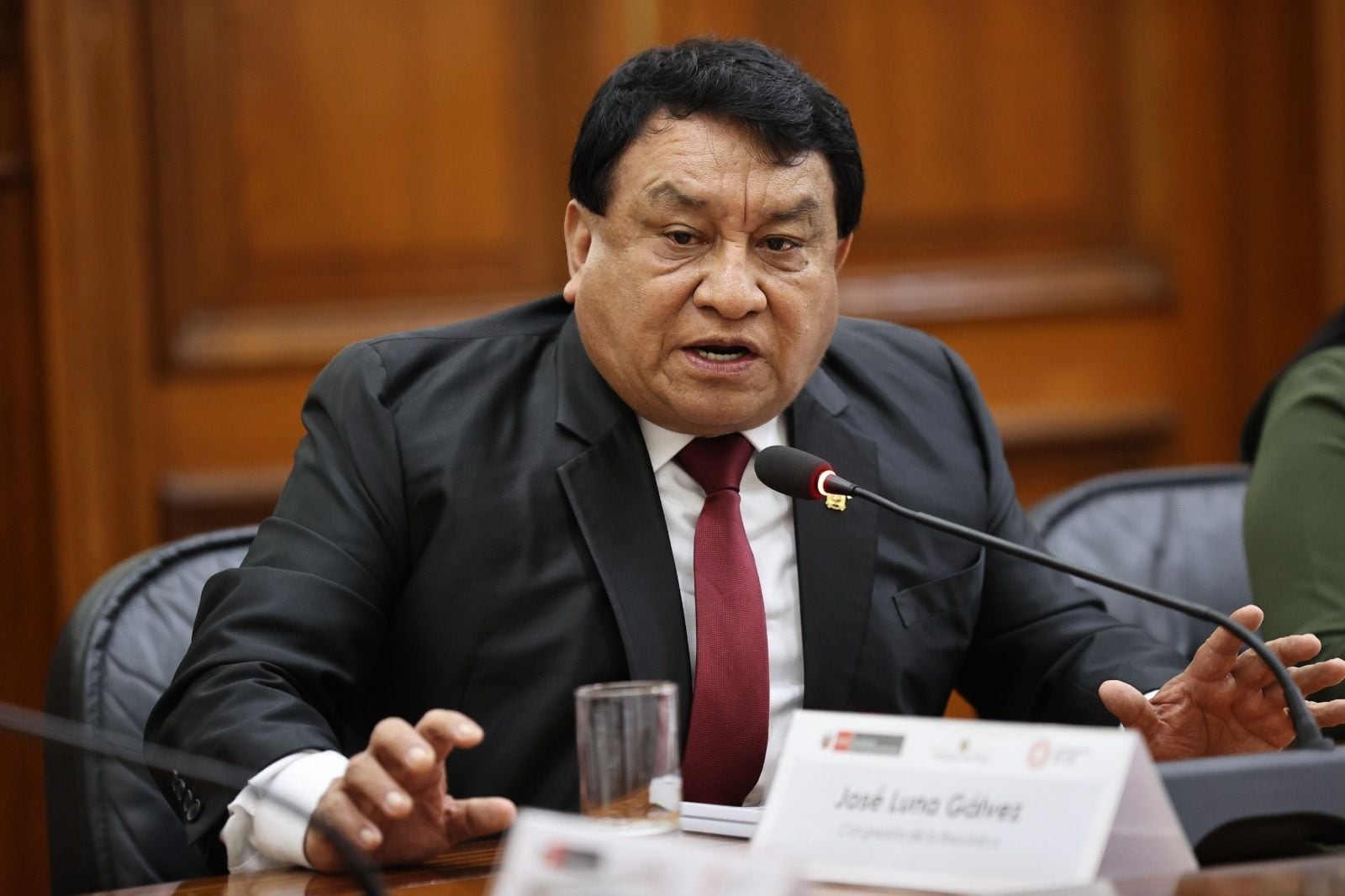 Candidato de Podemos Perú plantea redirigir recursos a seguridad ciudadana. (Foto: Congreso)