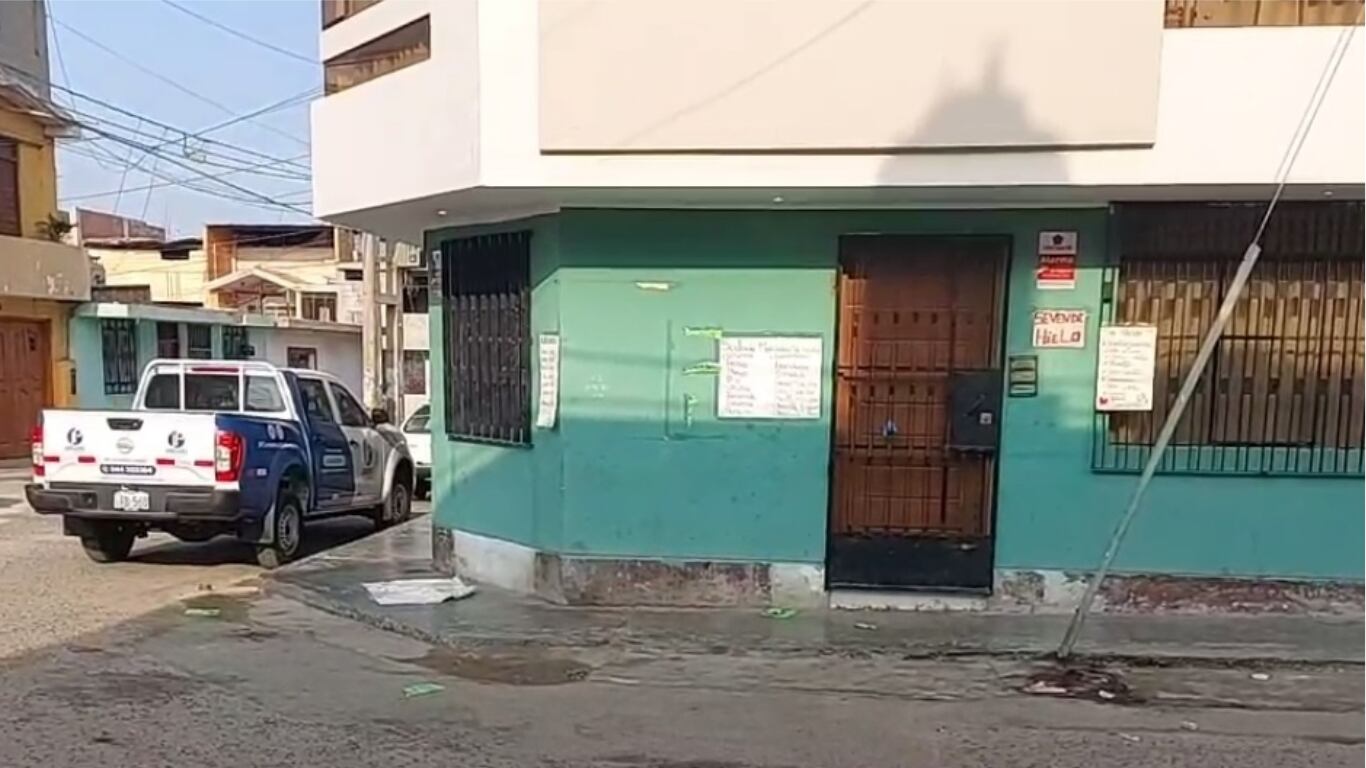 Mujer fue acribillada cuando descansaba en un sillón, mientras esperaba a clientes. Ya van 176 asesinatos en La Libertad.