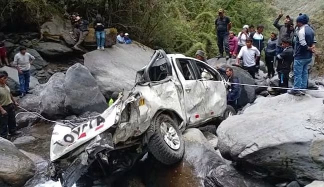 Ricardo Quispe Calizaya viajaba hacia Juliaca cuando su camioneta se despistó y cayó al río Miraflores. Su cuerpo fue hallado la mañana de este viernes, mientras las autoridades investigan las causas del accidente.