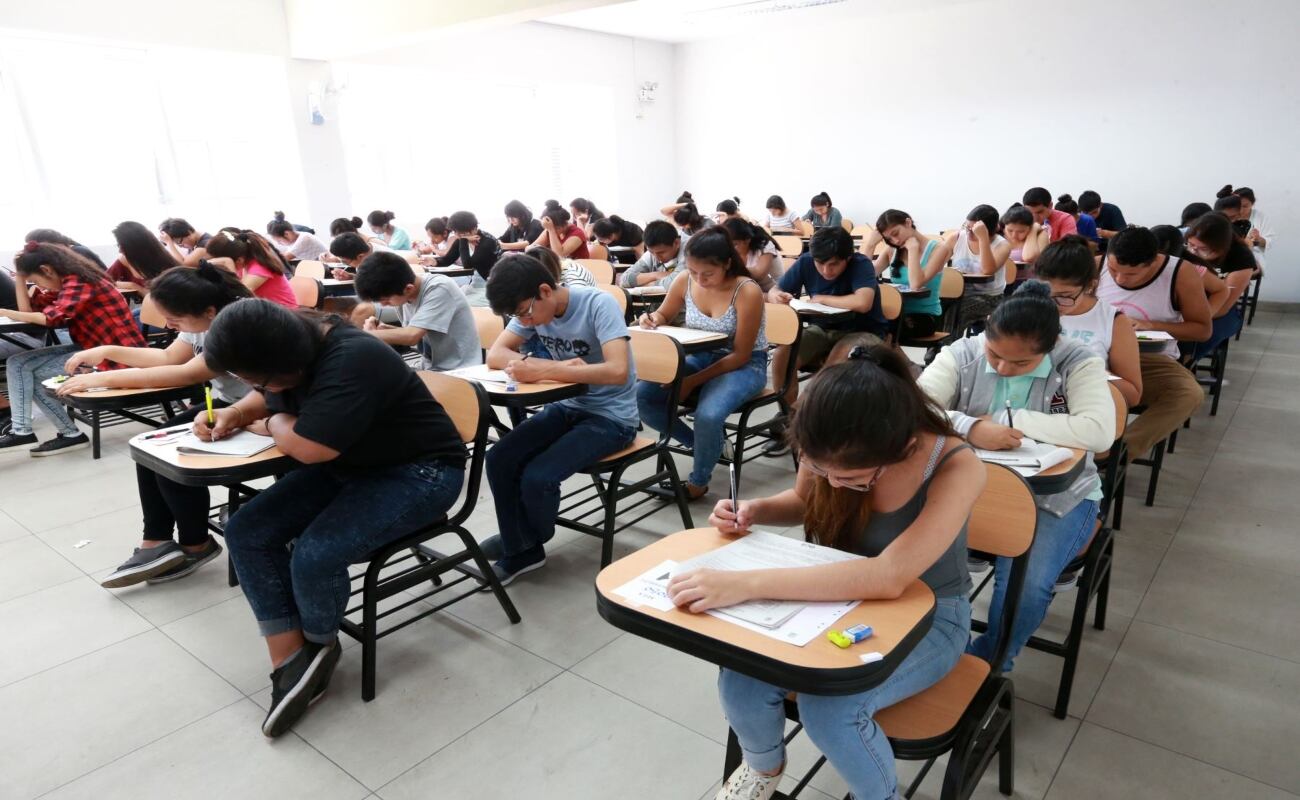 Simulacro de examen de admisión de San Marcos dura consta de 100 preguntas. (Foto: Andina)