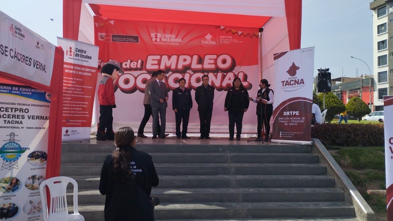 En la actividad participaron representantes de la Dirección de Trabajo y la Dirección de Educación. (Foto: Difusión)