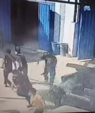 Deflagración de gas en el taller del instituto tecnológico en Tumbes. Foto: Captura de video.