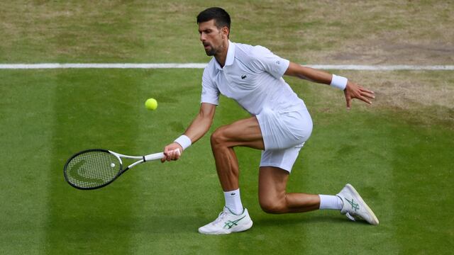 Djokovic consiguió gran remontada sobre Sinner y avanza a semifinales de Wimbledon 