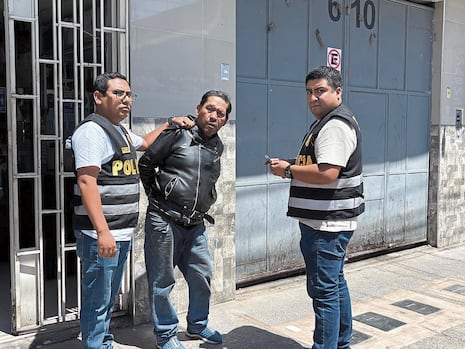 Tacna: Detienen a varón que se bajaba el pantalón frente a escolares