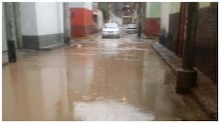 Intensa lluvia causa desborde de río Palcamayo e inunda calles de Tarma, en la región Junín