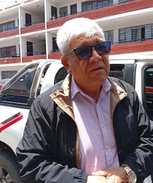 Alcalde Pascual Güisa señala que obras están listas para ejecutarse. (Foto: Adrian Apaza)