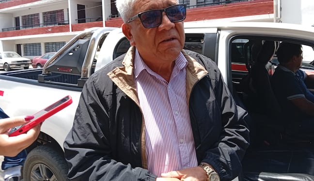 Alcalde Pascual Güisa señala que obras están listas para ejecutarse. (Foto: Adrian Apaza)