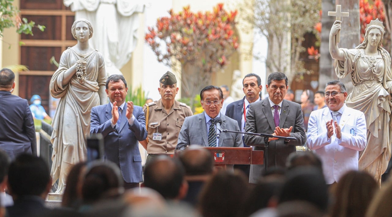 Proyecto busca convertir al histórico establecimiento en un modelo para hospitales públicos y privados.