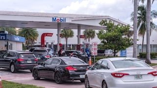 EE.UU. considera suspender impuesto a la gasolina ante alza de precios por guerra con Irán